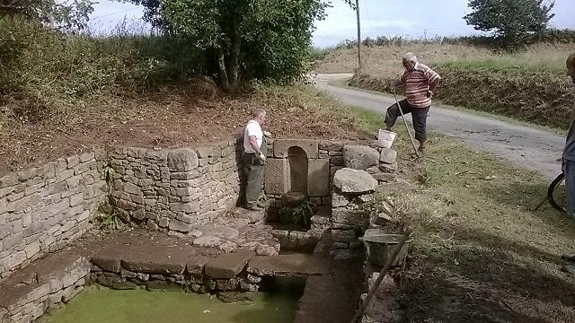 Le lavoir de Keroudern nettoyé (2014)