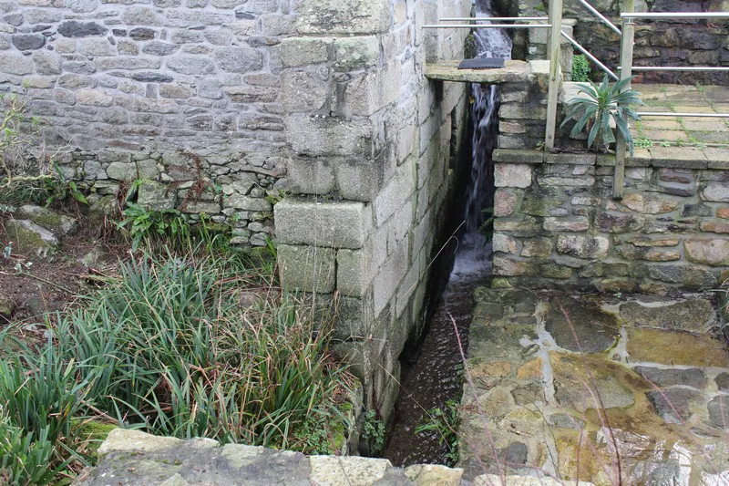 Le passage de roue du moulin du haut du Zorn (Milin ar Zorn uhella)